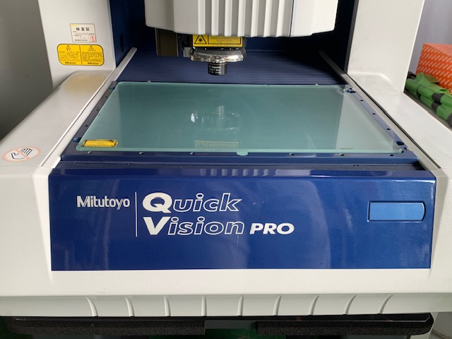 ミツトヨ 画像測定器 QVX302-PRO‗B2G（T）