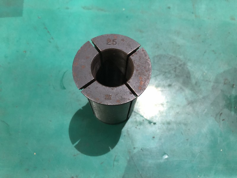 黒田精工/KURODA ストレートコレット 外径42　内径25