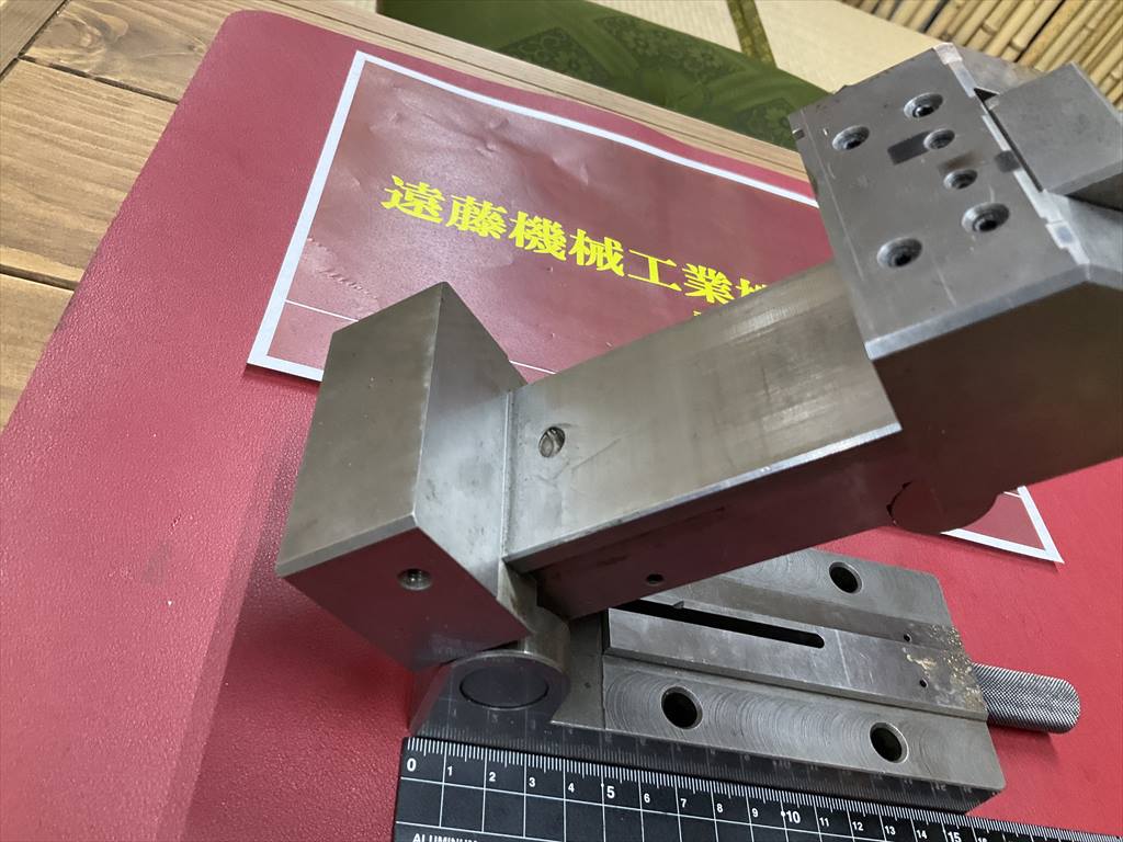 精密傾斜バイス 口金巾70mm 口金高さ30mm 口金開き80mm