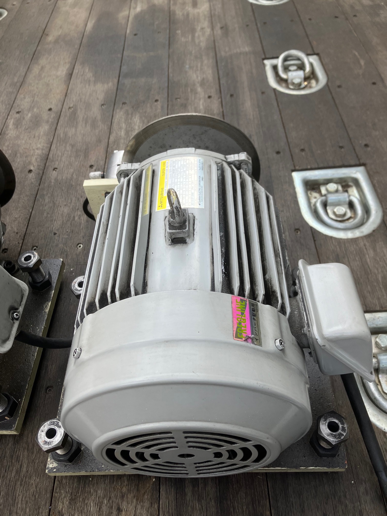 三菱 3.7kw標準横型モーター SF-HRCA