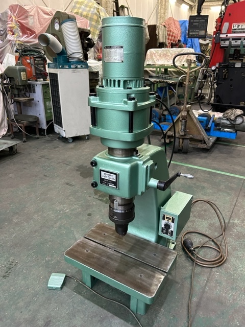 ブラザー工業 リベッティングマシン(カシメ機) BR1-103 | マシンライフ