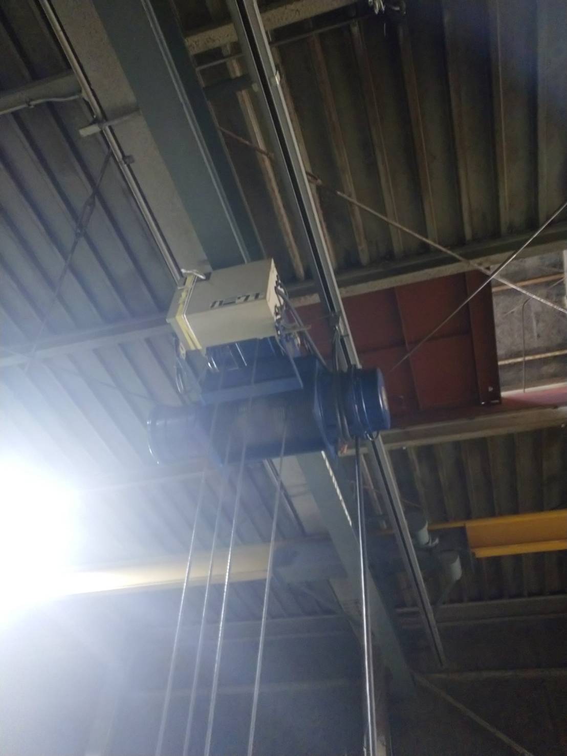 神内 2.8t天井クレーン