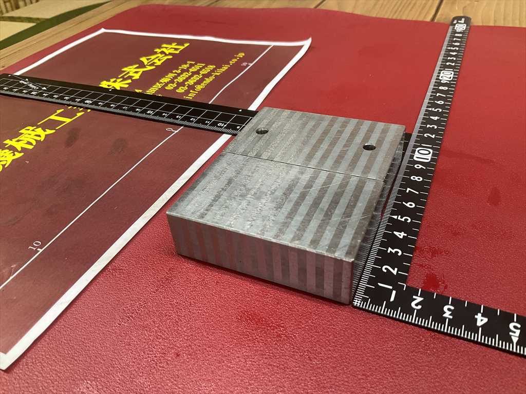 チャックブロック 72×45×22mm　2個/1セット　2ケ所穴あり