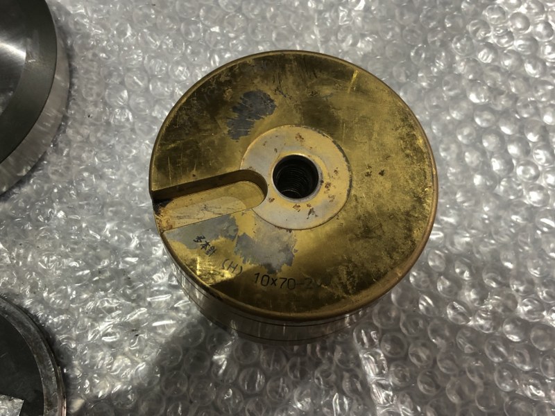 アマダ/AMADA タレパン金型(セット) パンチ:10x70-2レン ダイ:2835394 C=0.20