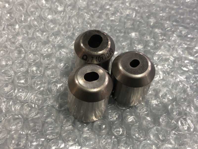 アマダ/AMADA タレパン金型（ダイ）3個 7.40x10.40/6.00x8.20/4.50x6.30