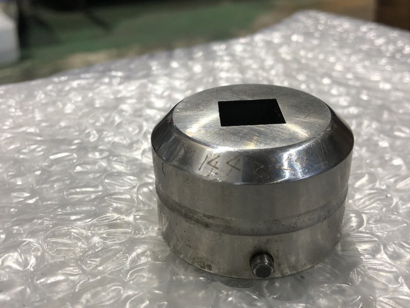 コニック/Conic タレパン金型（ダイ）3個 (1)15.4x15.4　(2).14.4x14.4　(3)6x20/C=0.4