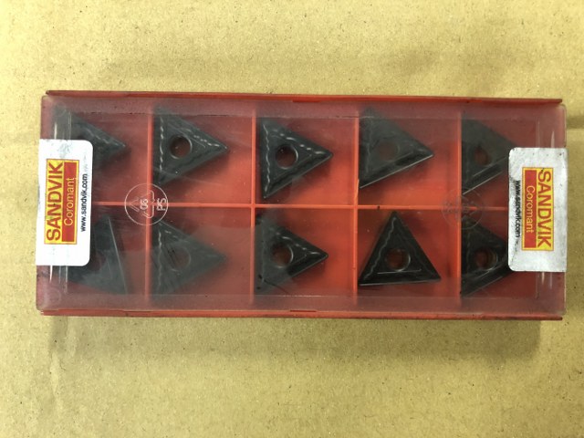 サンドビック/Sandvik チップ 【チップ】TNMG2204-08MR-4235