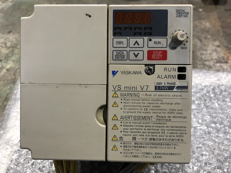 安川電機 YASKAWA ELECTRIC インバータ CIMR-V7AA23P7 | マシンライフ
