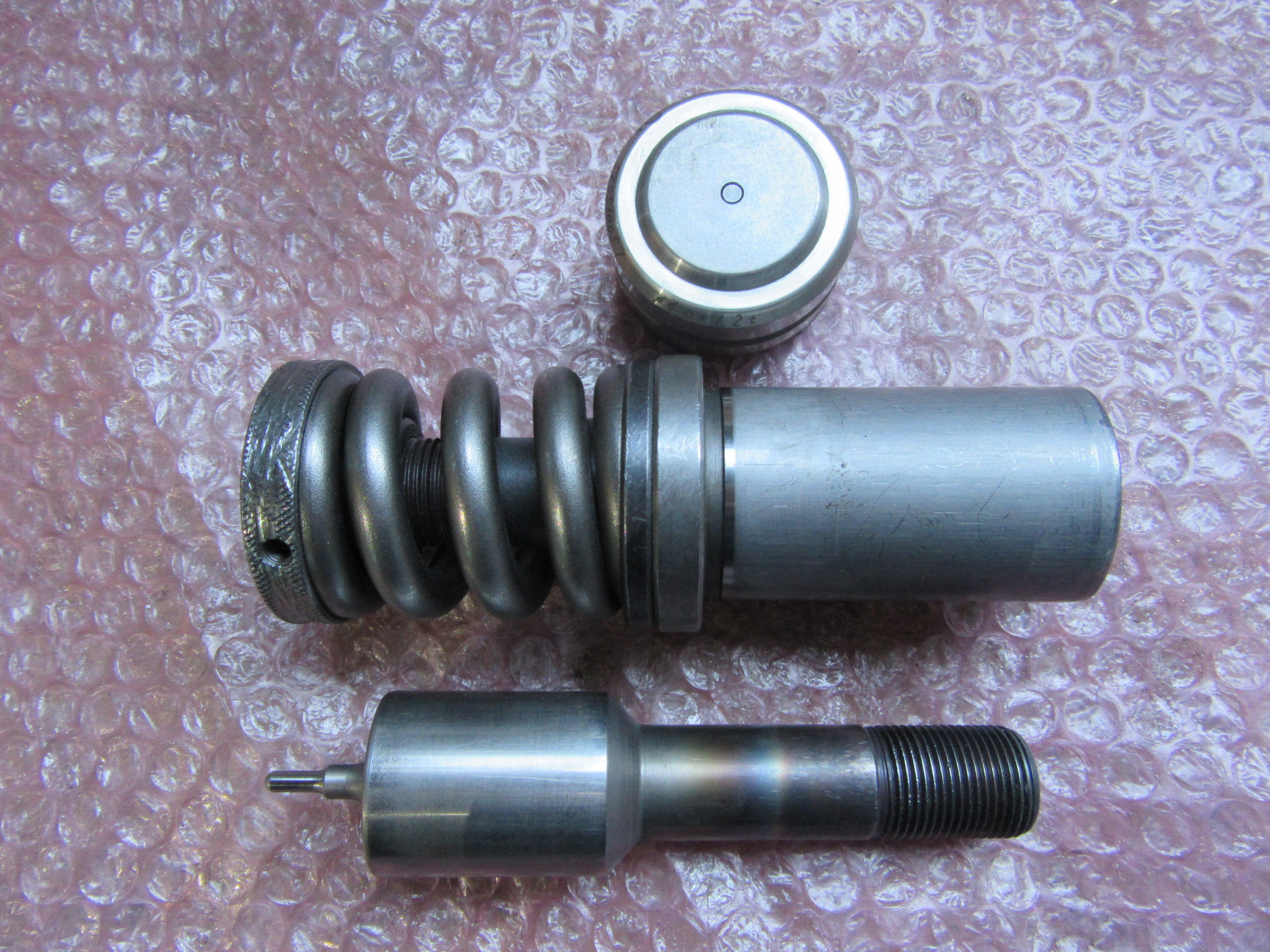 アマダ/AMADA タレパン金型セット ダイ=4.0x1.2t　パンチ=4.0x1.2t ボディ=4.0x1.2t