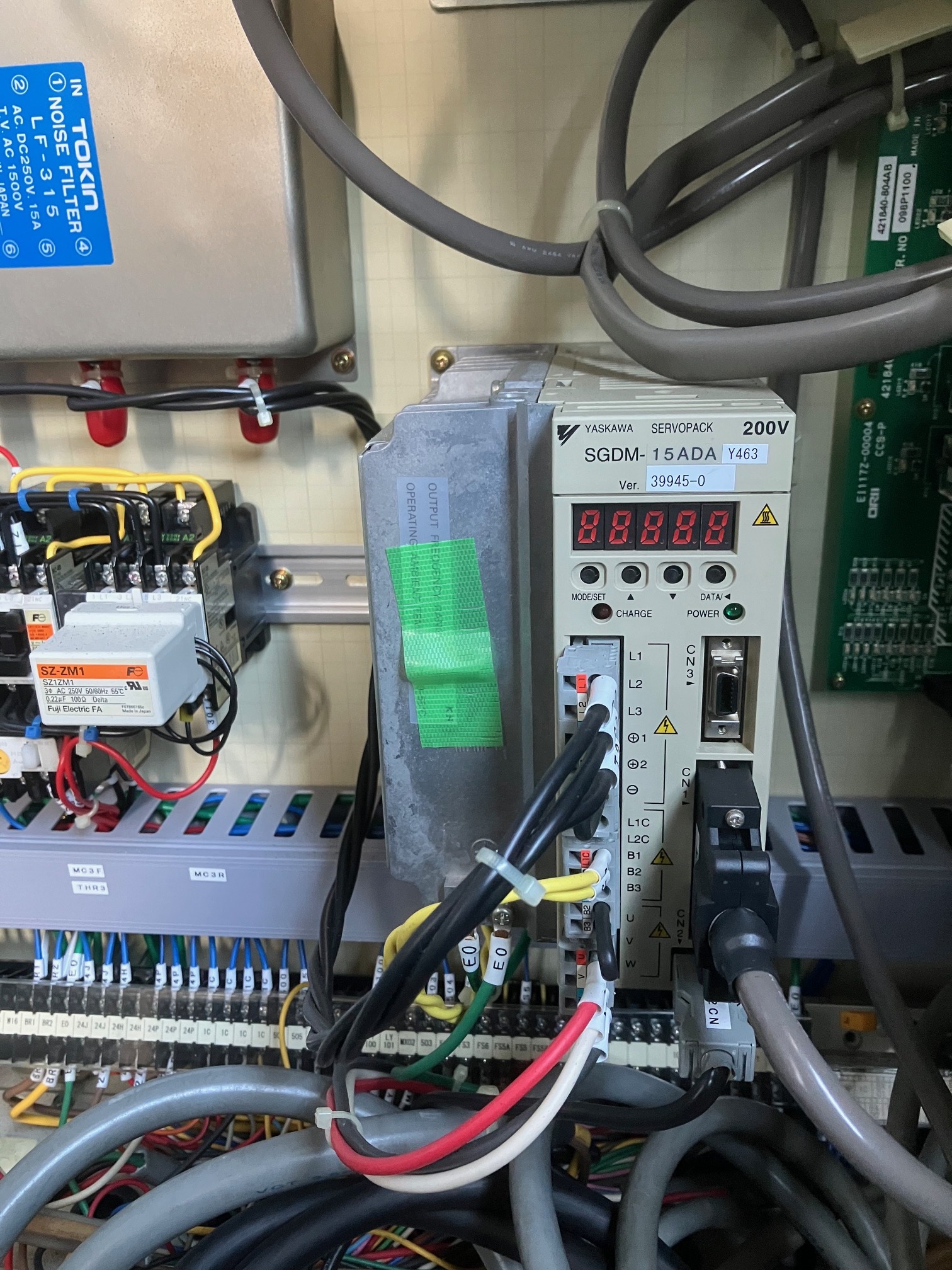 安川電機　SGDH-15AE サーボアンプ 安川 サーボアンプ SGDM-15ADA | マシンライフ