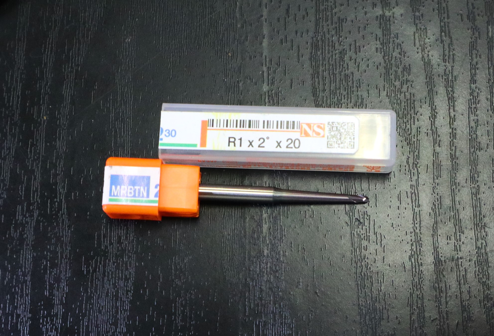 日進工具 エンドミル R1×2°×20　　未使用