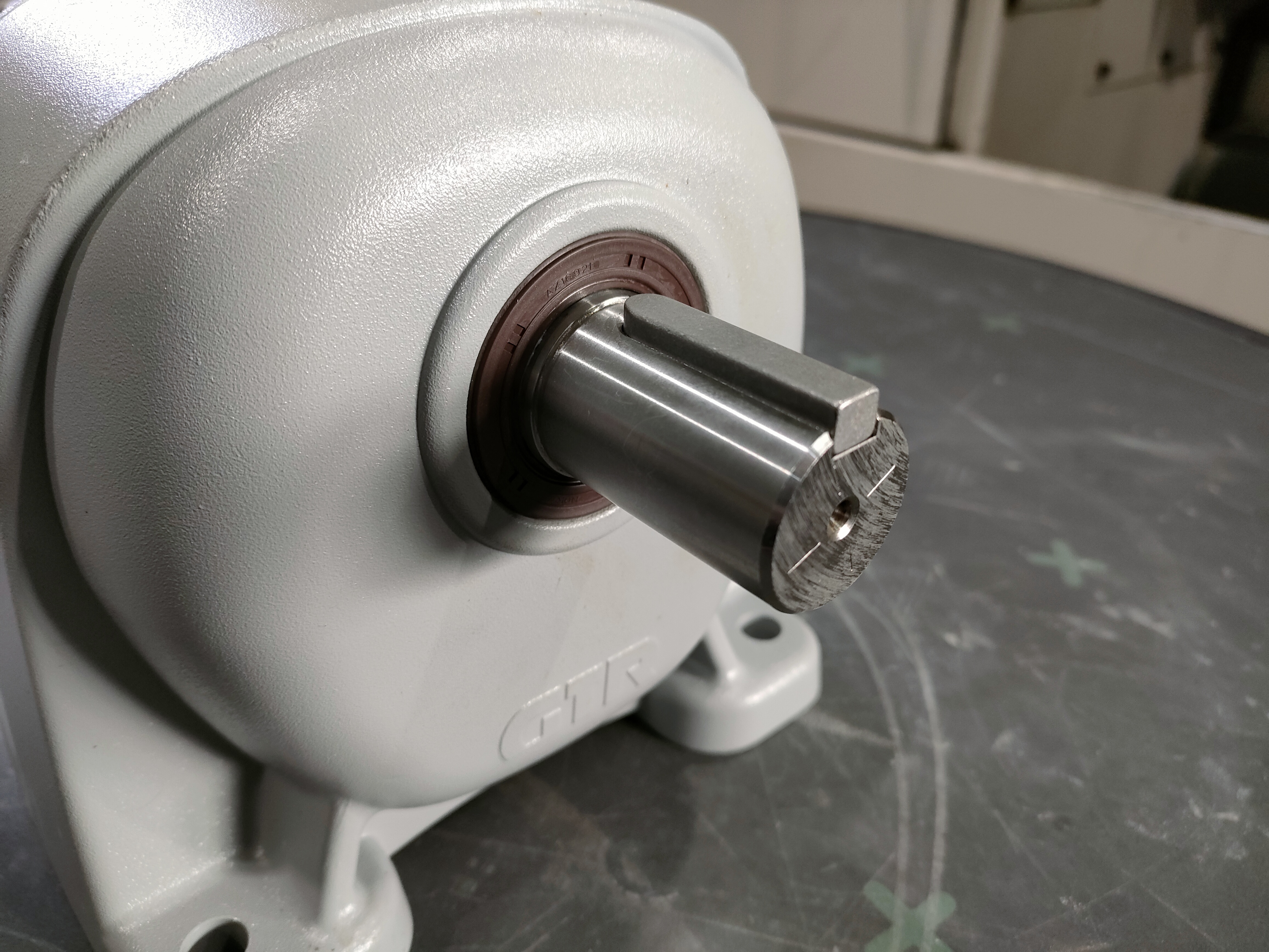 ニッセイ インダクションモーター G3LM-28-80-T040