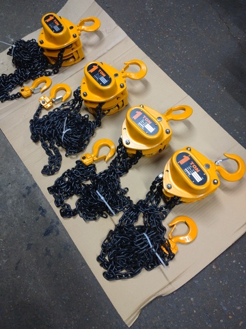 キトー 1.0T手動チェーンブロック M3型CB010