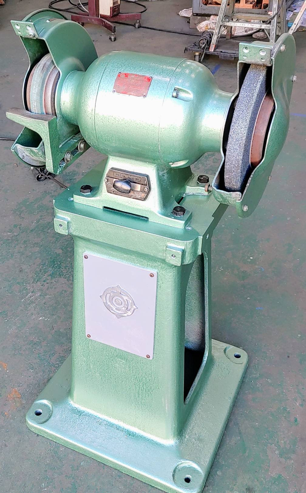 HITACHI　255mm200V両頭グラインダー　ABT4 HITACHI/日立 ABT4 255mm卓上グラインダ 両頭グラインダー 台付き