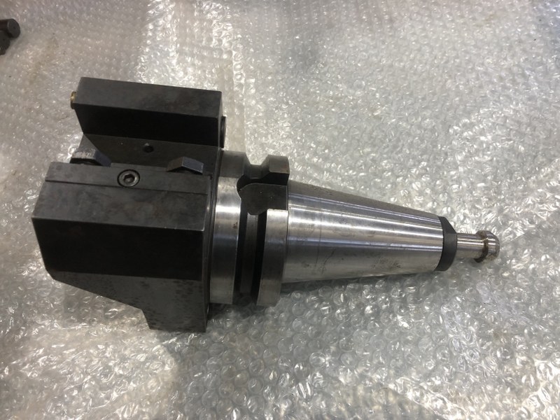 ツールホルダー