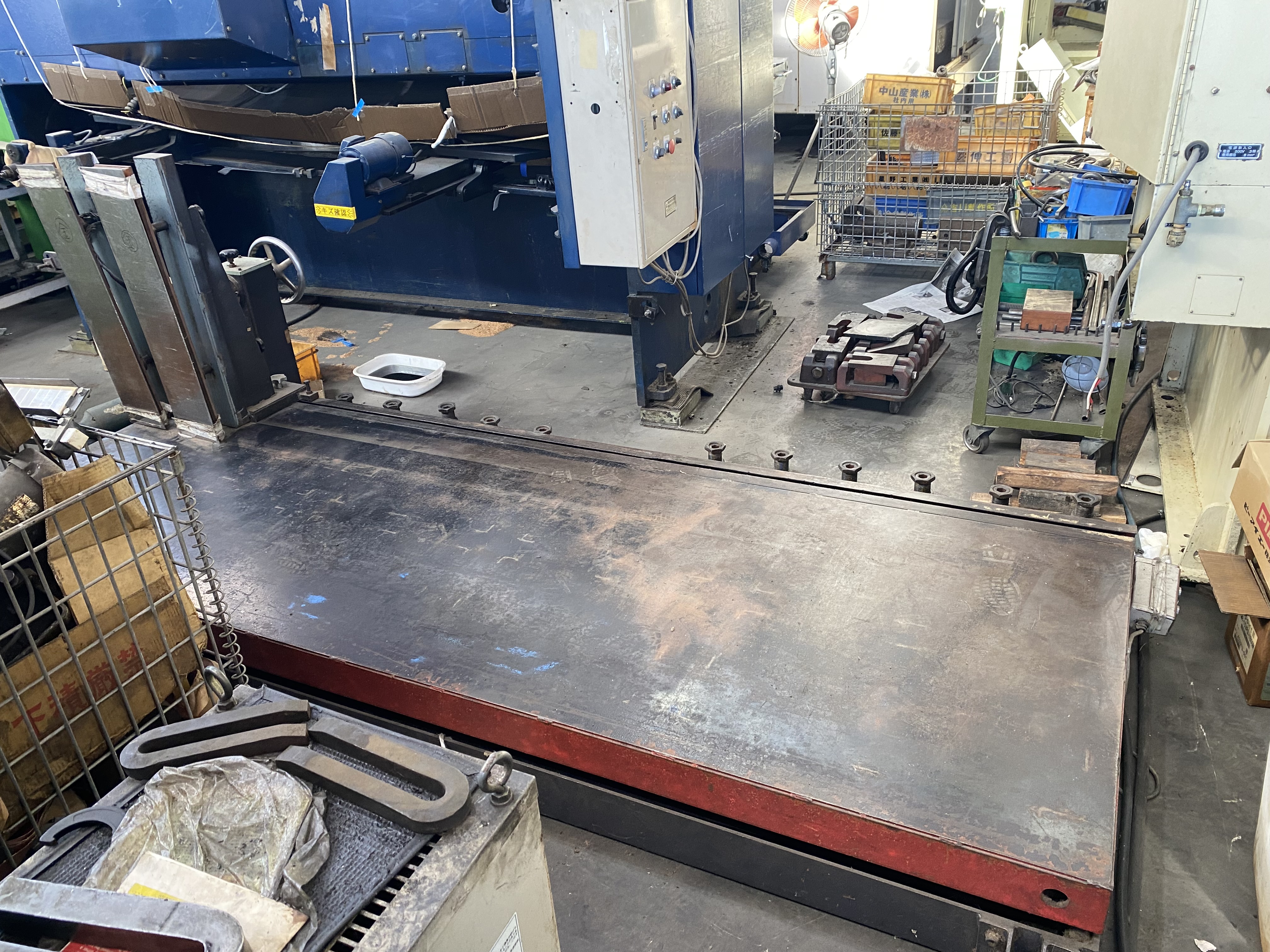 テーブルリフター