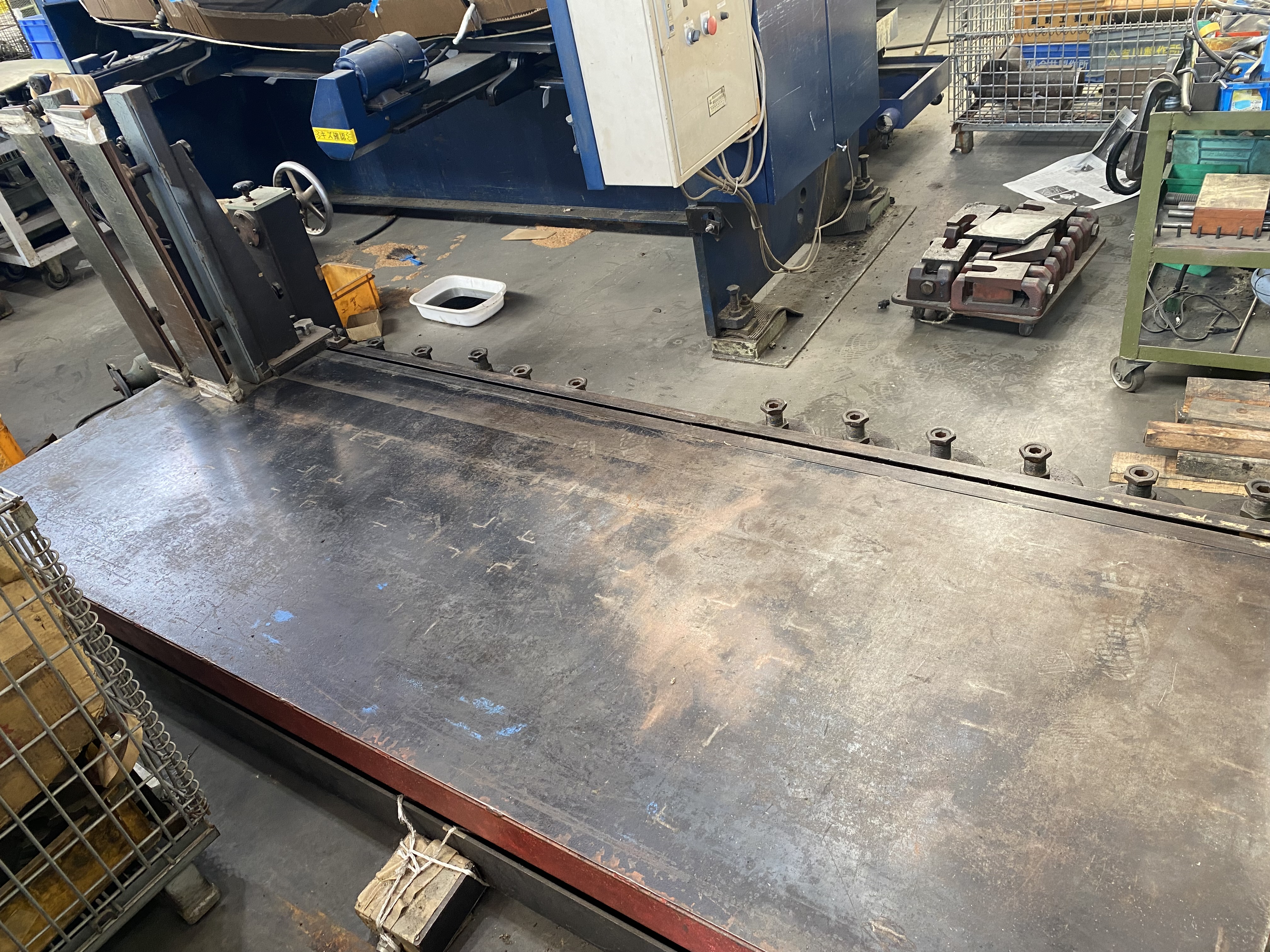 テーブルリフター