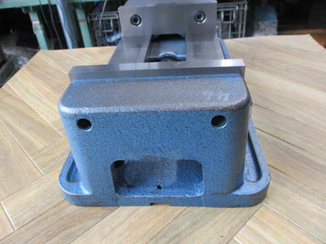 ナベヤ(ERON) マシンバイス LT150L