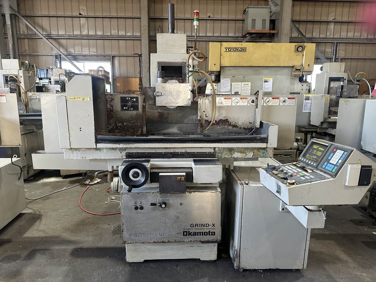 岡本工作機械製作所 NC平面研削盤 PSG-52DXNC