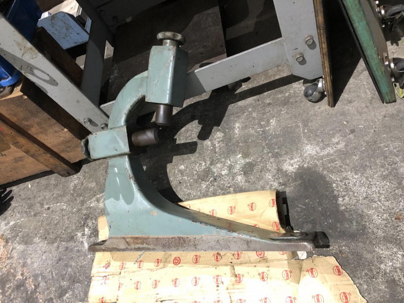 不明 移動振れ止め ベースの長さ:550mm
