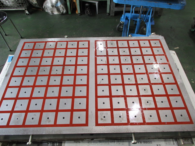 永電磁チャック（フライス用） 800X520