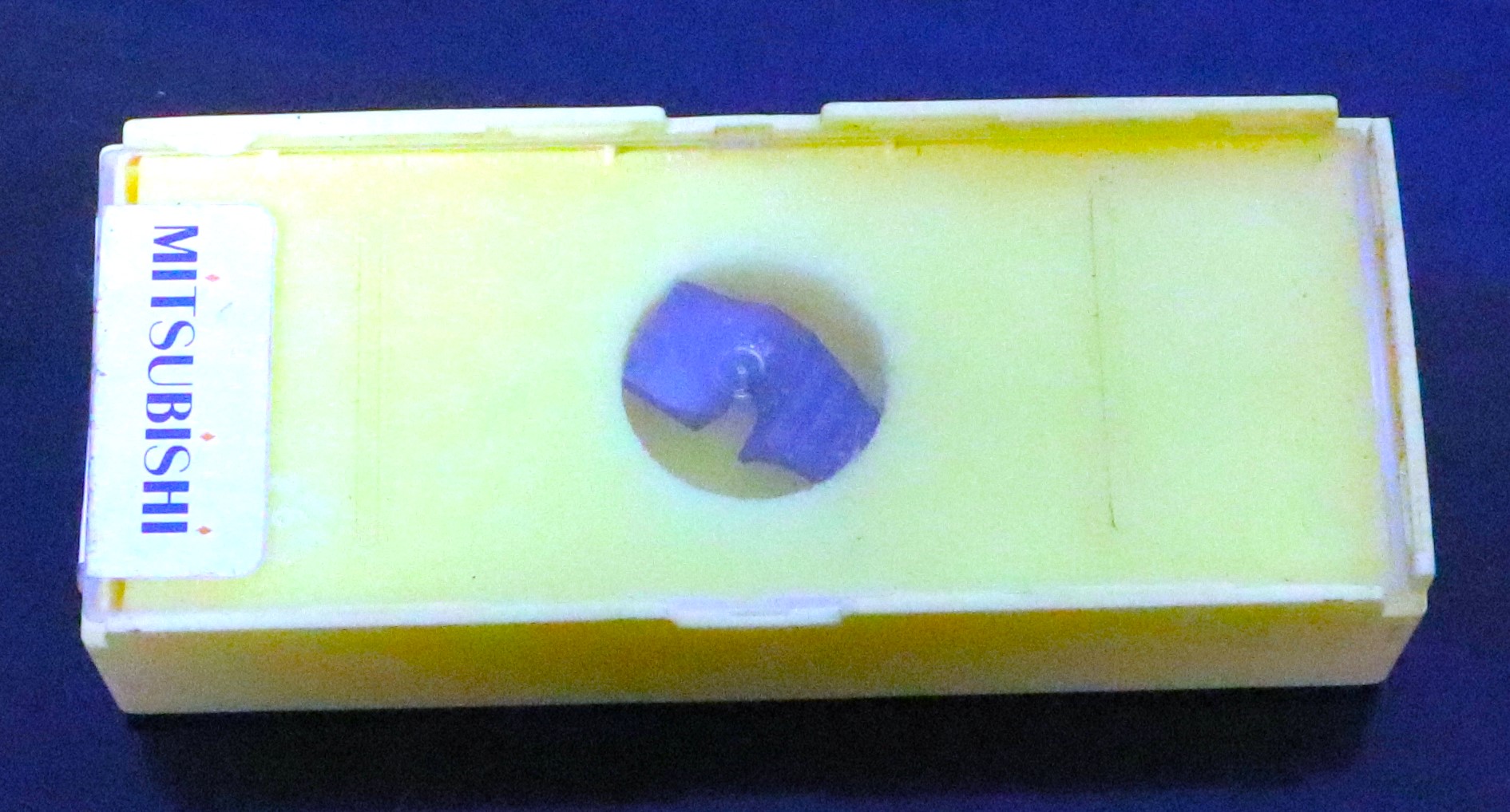 MITSUBISHI チップ TAWN1800T VP10H 未使用