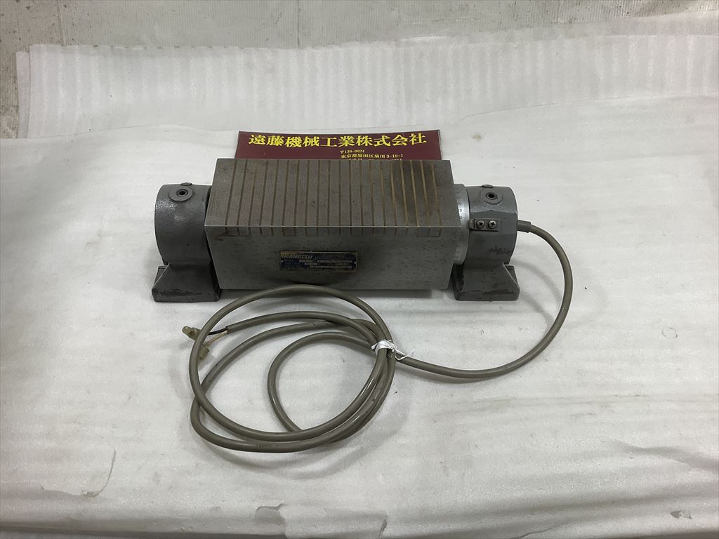 カネツー 可傾電磁チャック KET-1025U　90V　0,13A