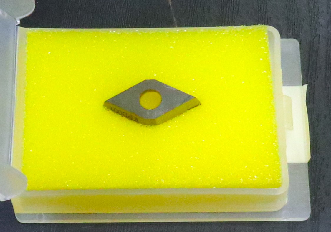 京セラ セラチップ DCMT11T302NE　未使用