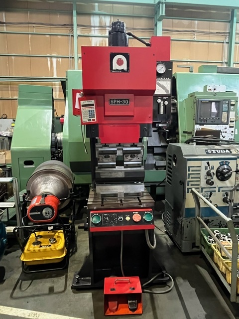 アマダ 万能油圧ベンダー SPH-30C