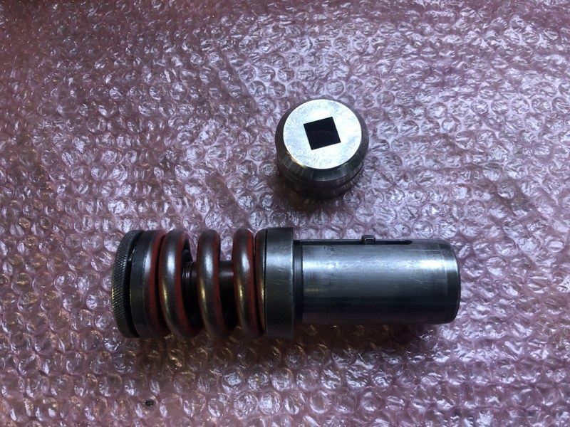 コニック/Conic タレパン金型（ショート/セット） ダイ：15x15　C＝0.2   パンチ：15.0x15.0