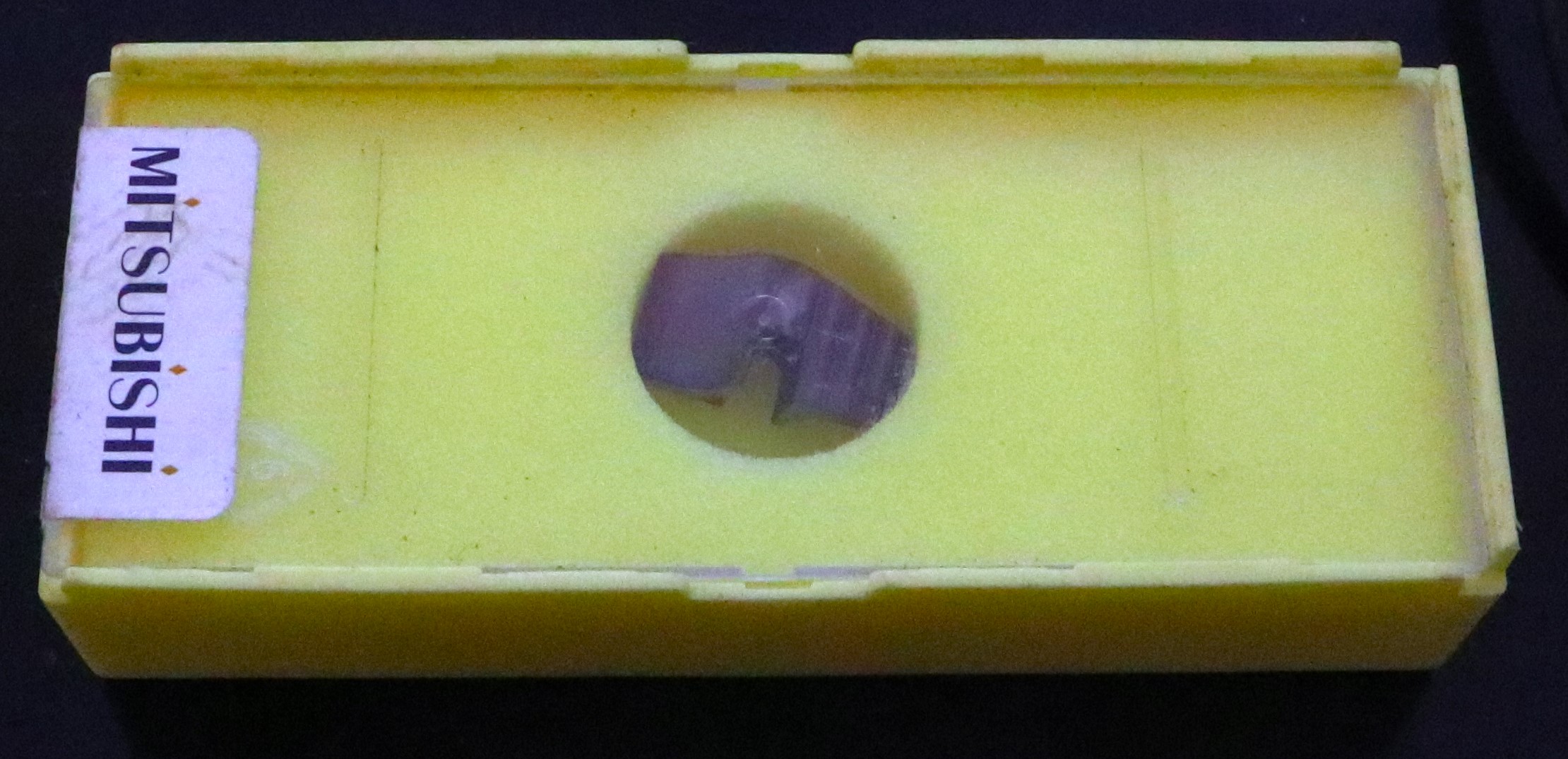 MITSUBISHI チップ TAWN1800T VP10H 未使用