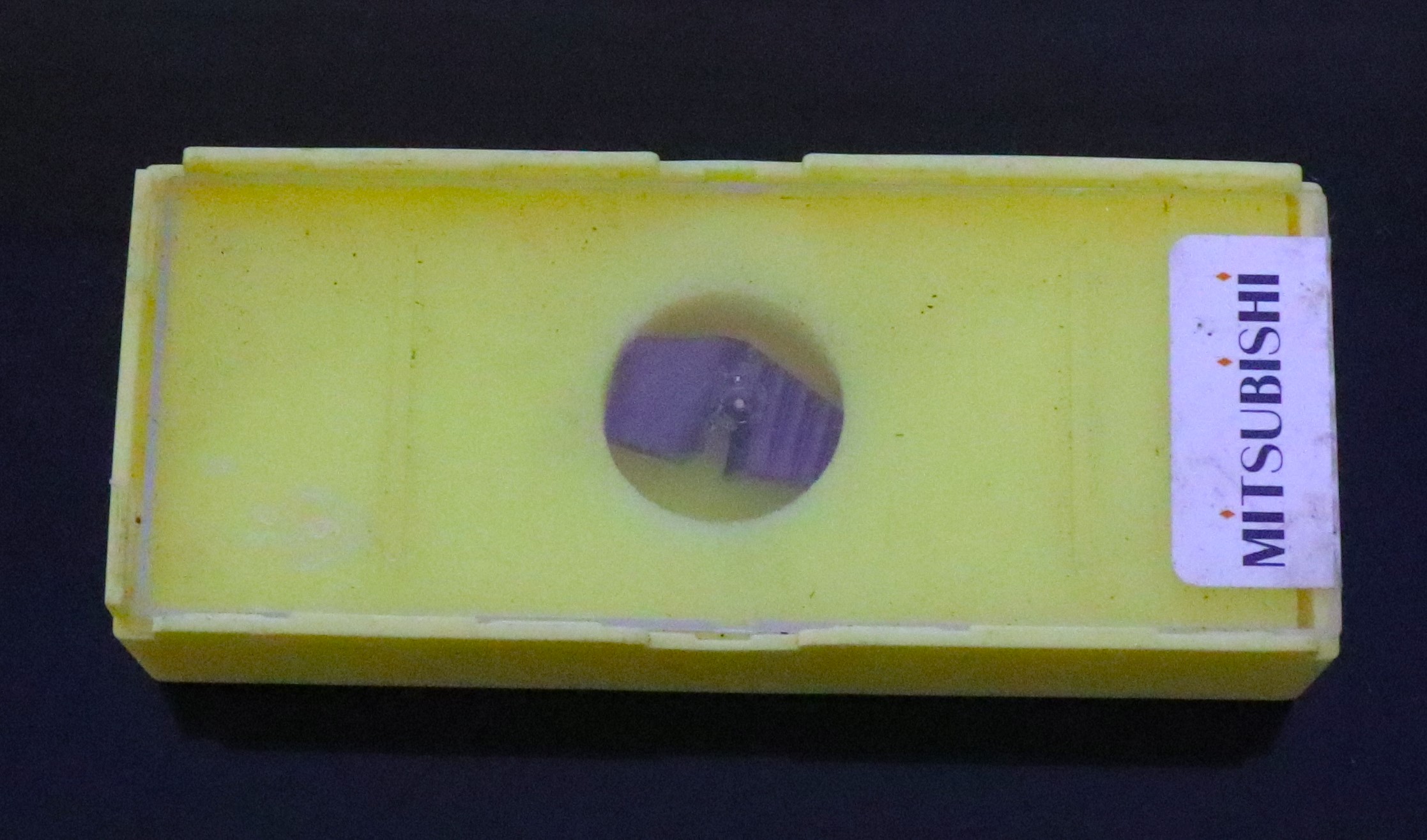 MITSUBISHI チップ TAWN1800T VP10H 未使用