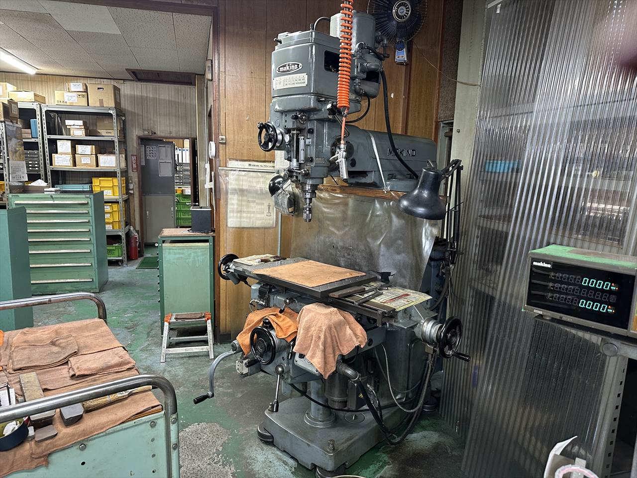 牧野フライス製作所 立フライス盤(ラム型) KSJP-55