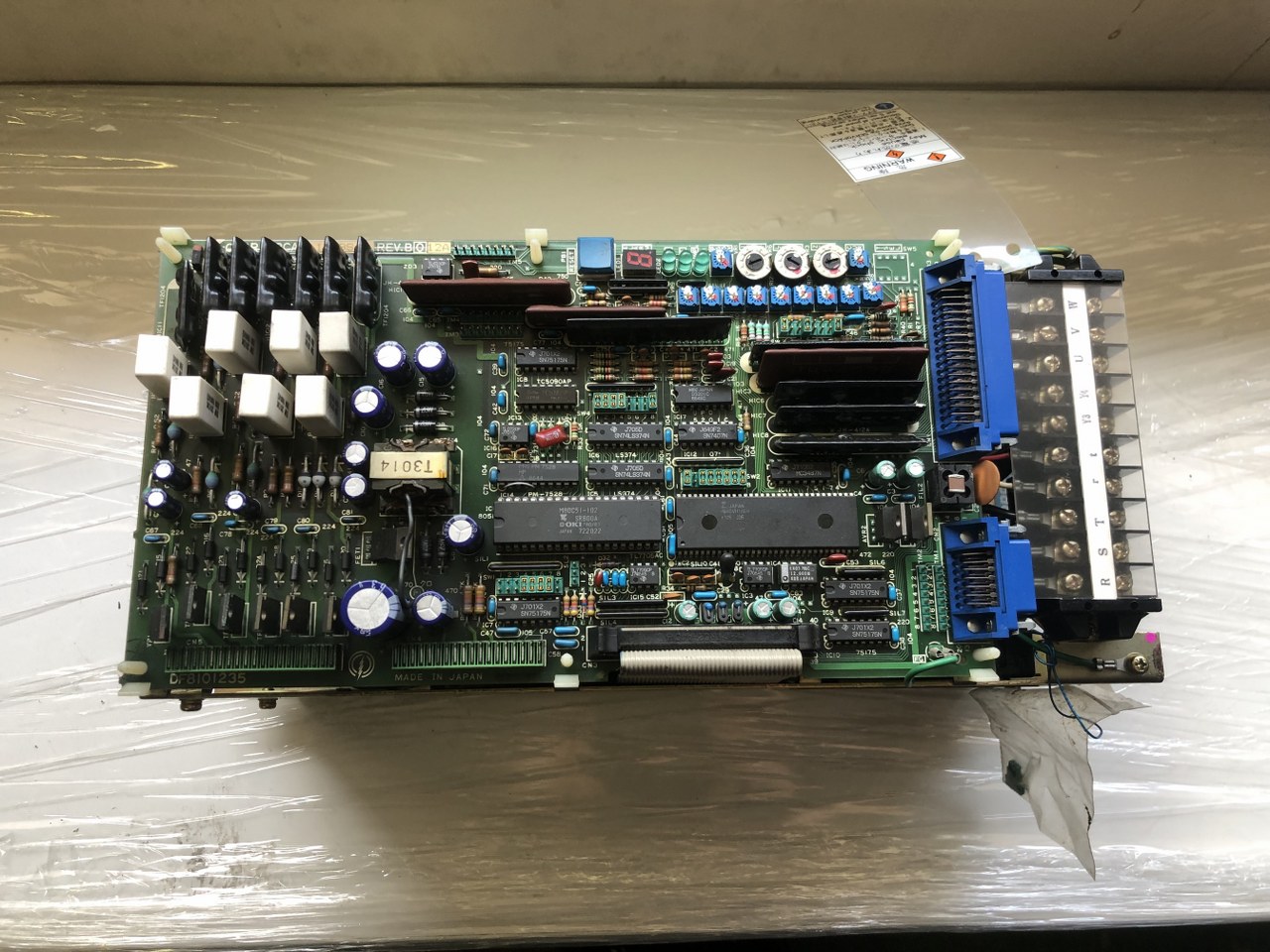 安川電機 YASKAWA ELECTRIC サーボパック SERVOPACK CACR-SR10SB1AF