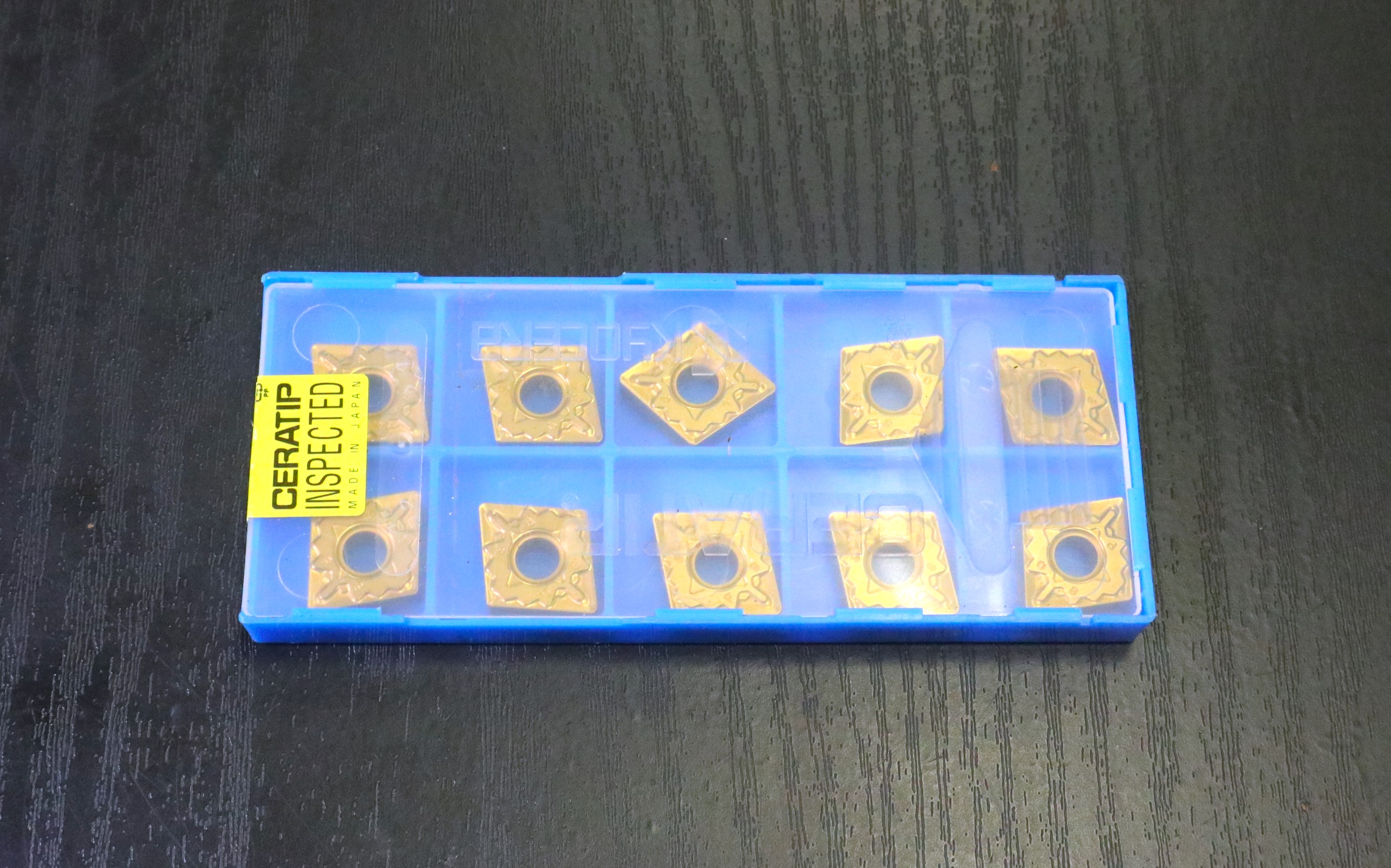 京セラ チップ CNMG120408PS　10個　未使用