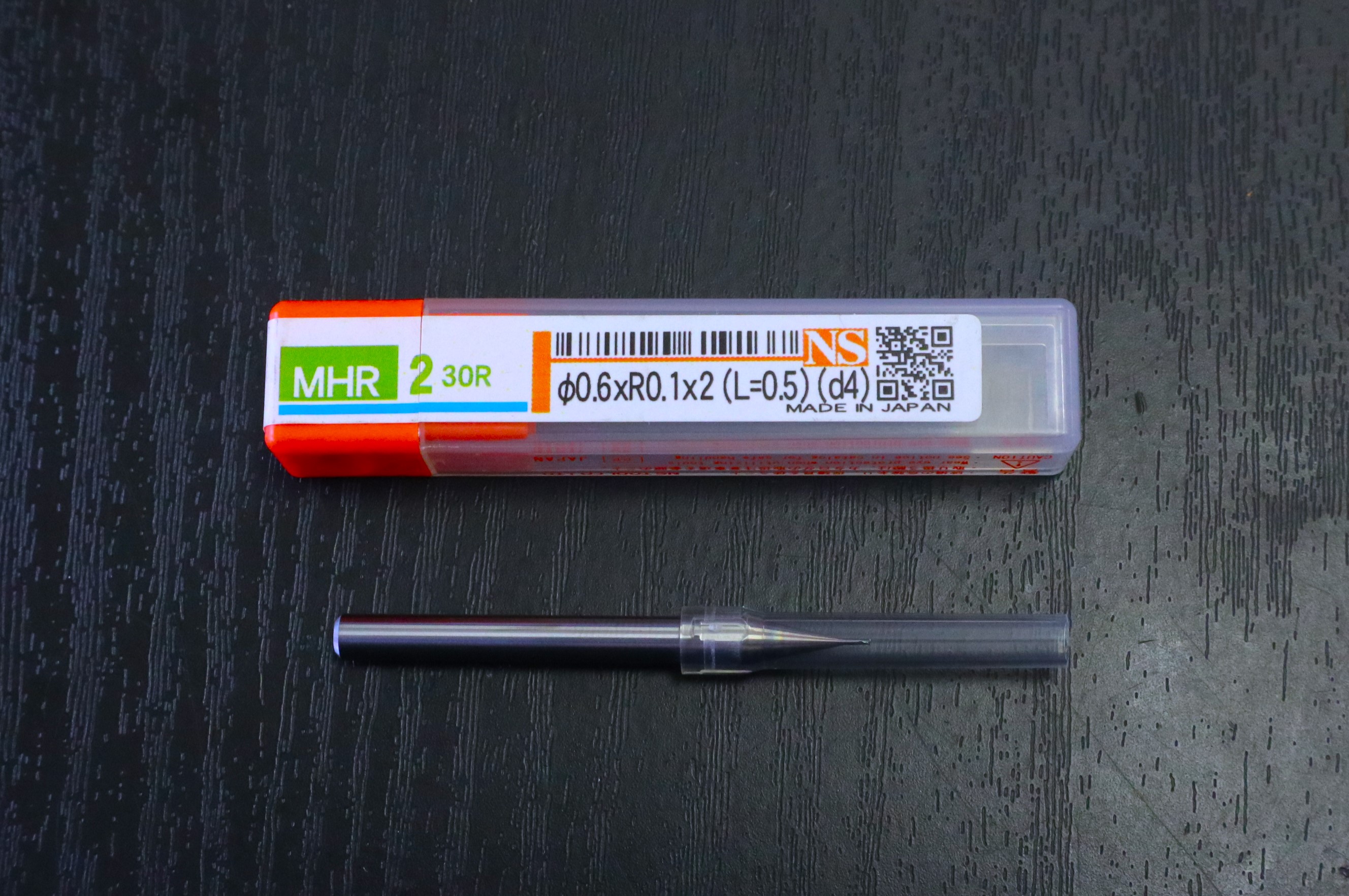 日進工具 エンドミル NMHR 230R  φ0.6×R0.1×2(L=0.5)(d4) 未使用