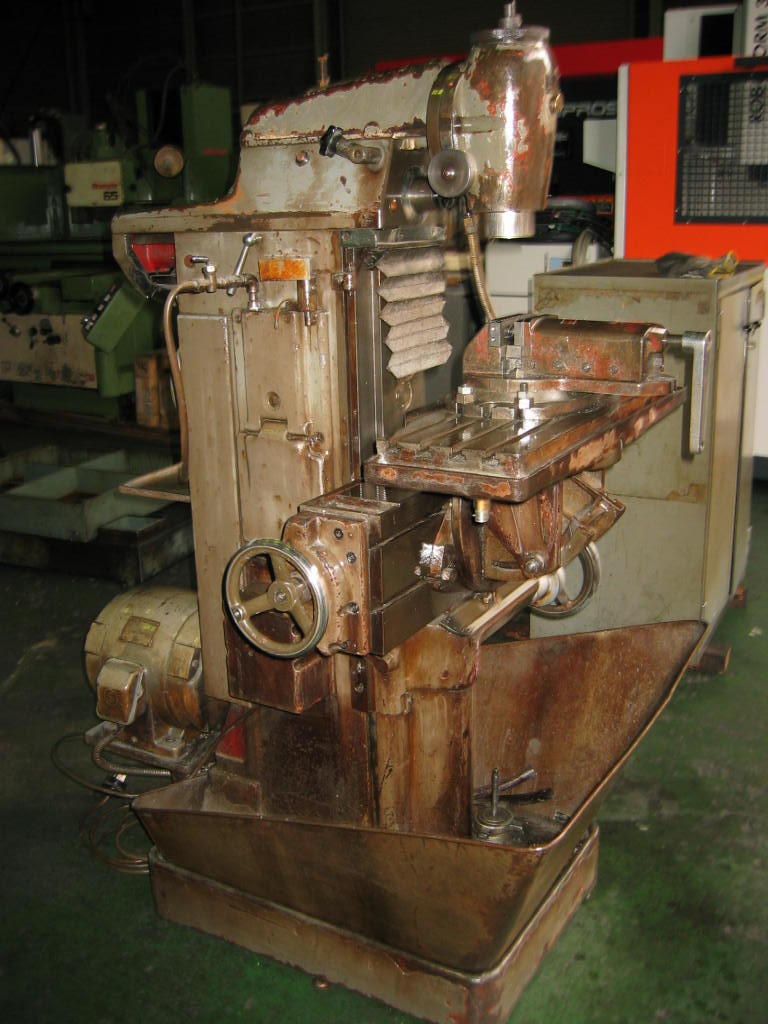 理研製鋼 万能フライス RTM-2