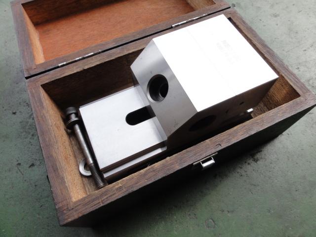 NEOTEC｜榮製機 精密バイス PV-75LD