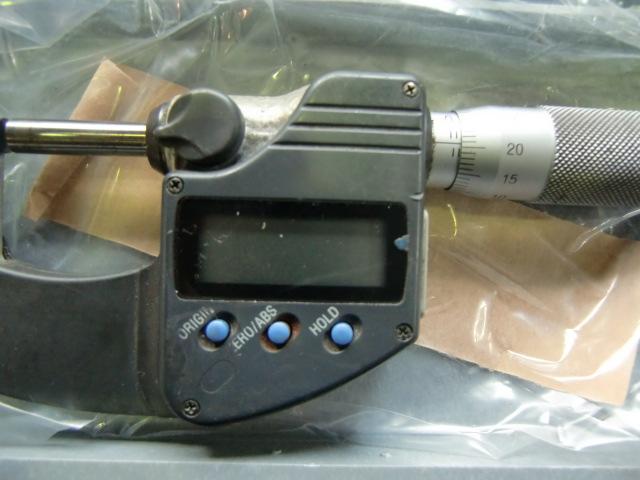 デジタル外側マイクロメーター