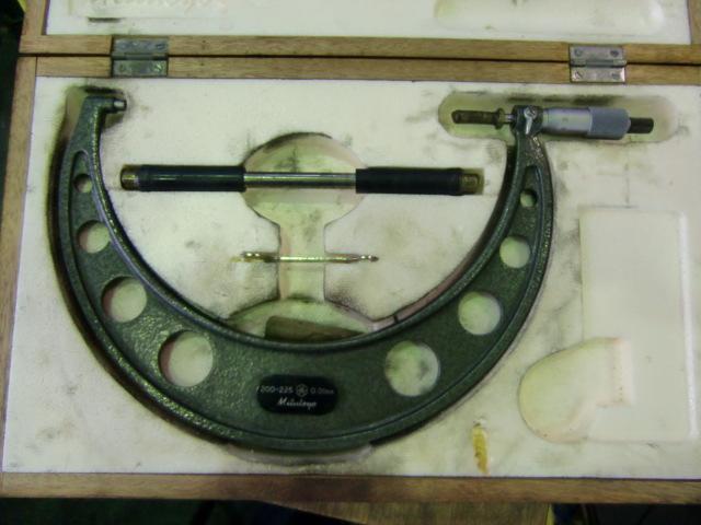 MITUTOYO｜ミツトヨ 外側マイクロメーター OM-225