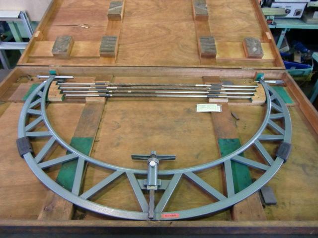 MITUTOYO｜ミツトヨ スライドアンビル式外側マイクロメーター