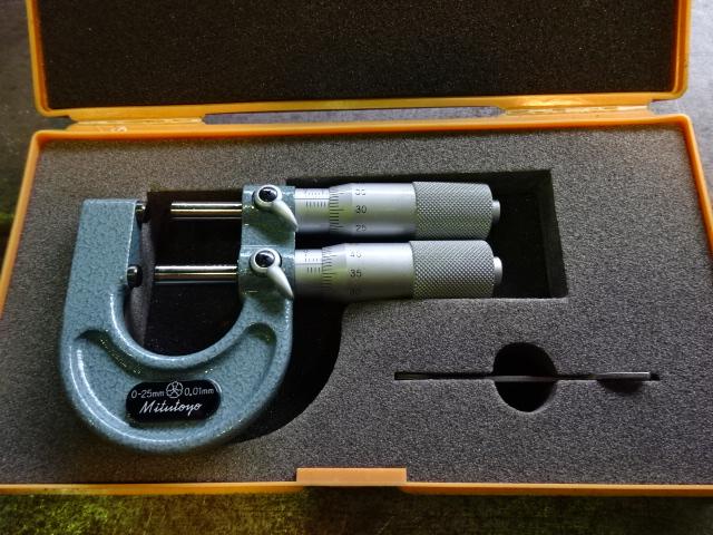 MITUTOYO｜ミツトヨ リミットマイクロメーター LMM-25