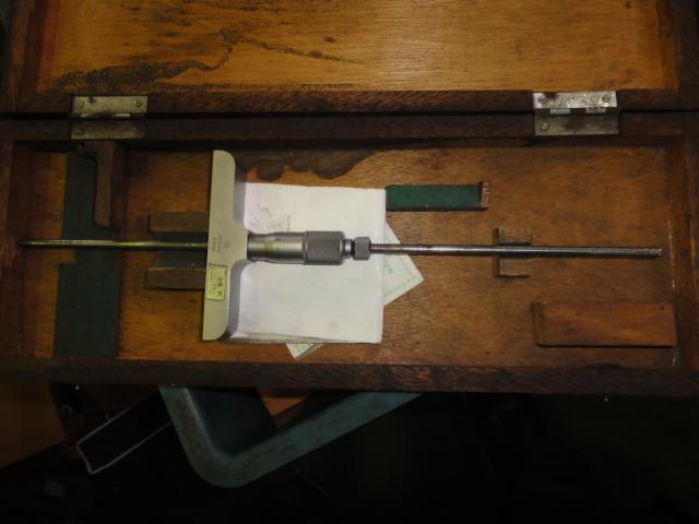 MITUTOYO｜ミツトヨ デプスマイクロメーター DMM120-300