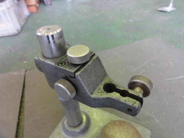 コンパレータースタンド