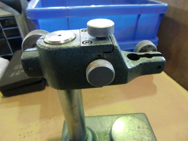 コンパレータースタンド