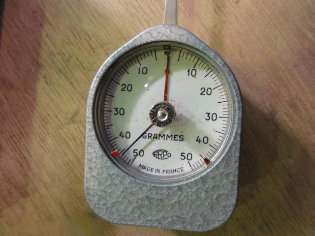 ダイヤルテンションゲージ