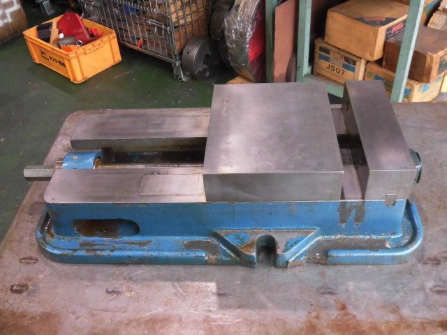 ナベヤ(ERON) ロックタイトバイス LT80