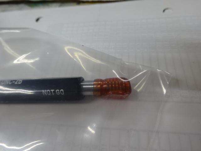 ネジゲージ 1/4-20UNC-2B