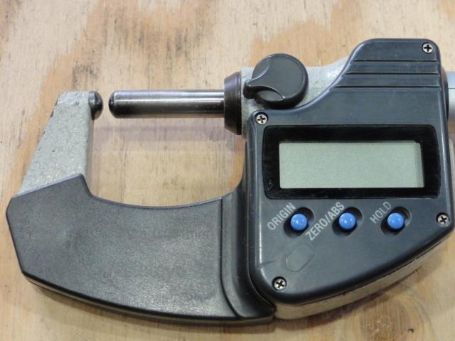 MITUTOYO｜ミツトヨ デジタル両球面外側マイクロメーター BMD-25MJ