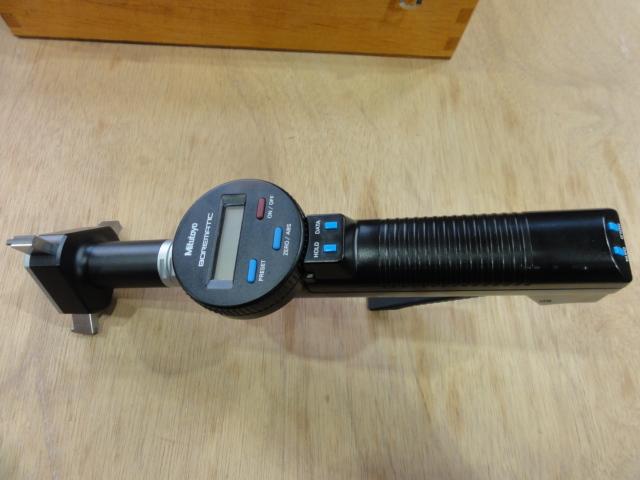 MITUTOYO｜ミツトヨ デジタルホールテスト SBM-70